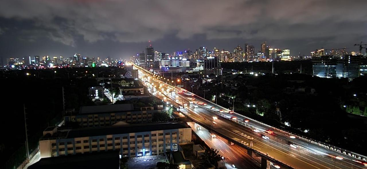 Casa Antonio At Fairway Terraces Family Penthouse 2Br Wi-Fi Nr Golf, Airport, Fort Bgc มะนิลา ภายนอก รูปภาพ