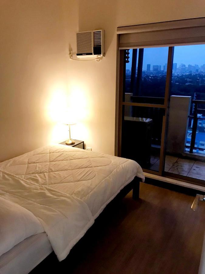 Casa Antonio At Fairway Terraces Family Penthouse 2Br Wi-Fi Nr Golf, Airport, Fort Bgc มะนิลา ภายนอก รูปภาพ
