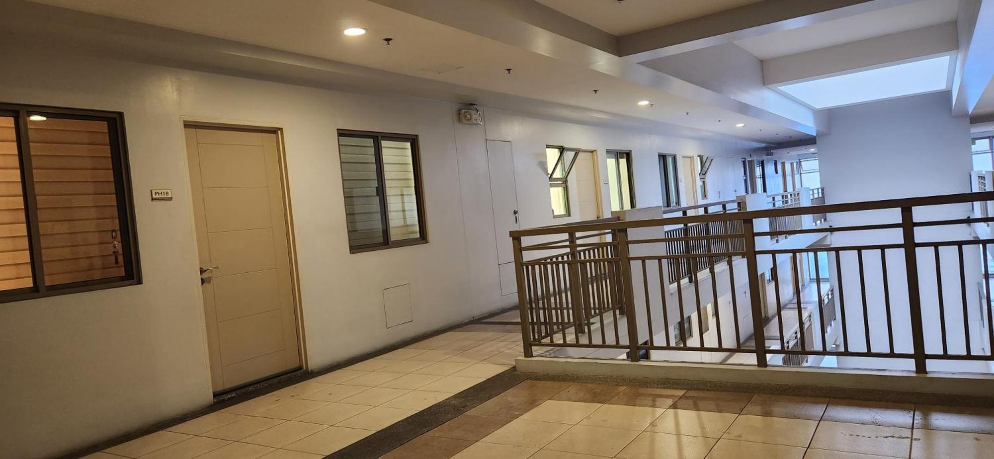 Casa Antonio At Fairway Terraces Family Penthouse 2Br Wi-Fi Nr Golf, Airport, Fort Bgc มะนิลา ภายนอก รูปภาพ