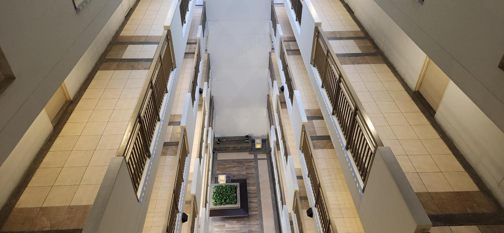 Casa Antonio At Fairway Terraces Family Penthouse 2Br Wi-Fi Nr Golf, Airport, Fort Bgc มะนิลา ภายนอก รูปภาพ