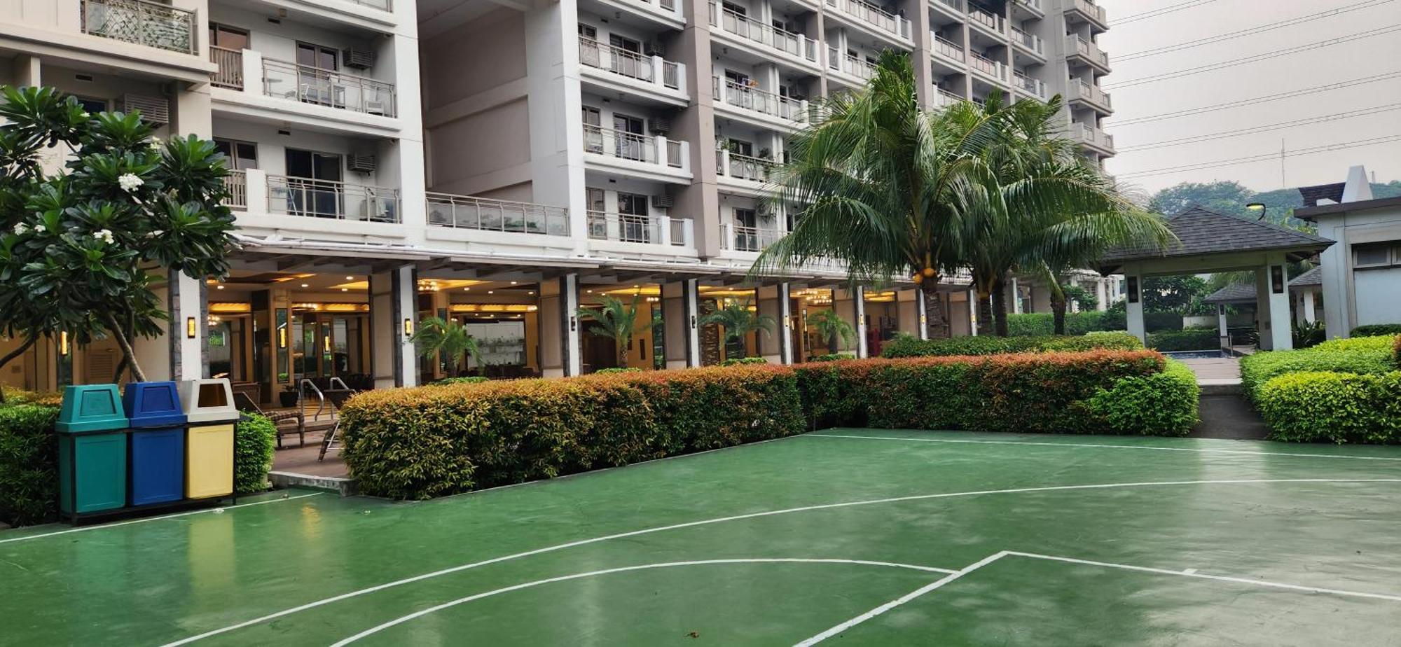 Casa Antonio At Fairway Terraces Family Penthouse 2Br Wi-Fi Nr Golf, Airport, Fort Bgc มะนิลา ภายนอก รูปภาพ